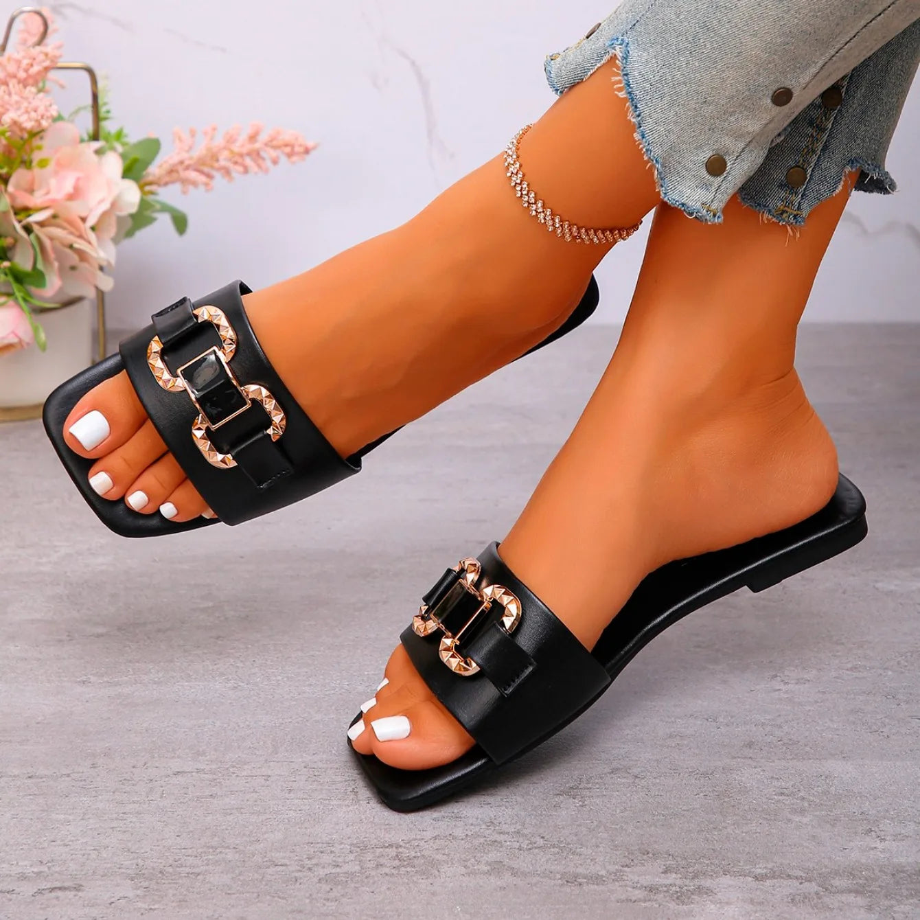 Women Fashion Casual Slippers Summer New Metal Buckle Sandals Square Head Rubber Shoes Women Sexy Slip on Slippers Slides Women
