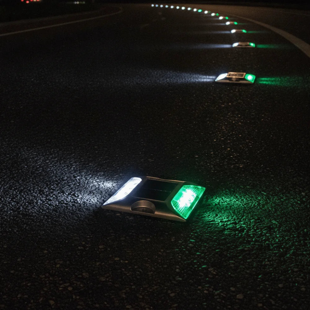 Solar Powered Solar Road Stud Light Outdoor Lighting Portable LED Ground Light Reflective Double Side Solar Energy Spike Lights