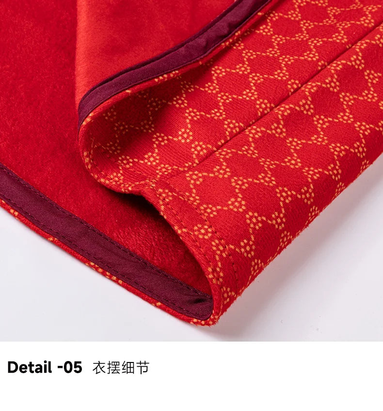 Men's long-sleeved shirt in Chinese red with fleece and thickened texture, warm and casual, comfortable and versatile for winter