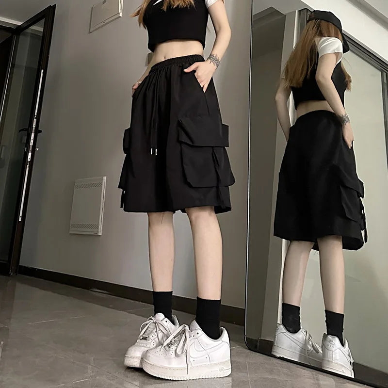 Women Casual Cargo Shorts High Waisted Loose Wide Leg Shorts Large Pockets Fashion Street Hip-hop Breathable Thin Summer Shorts