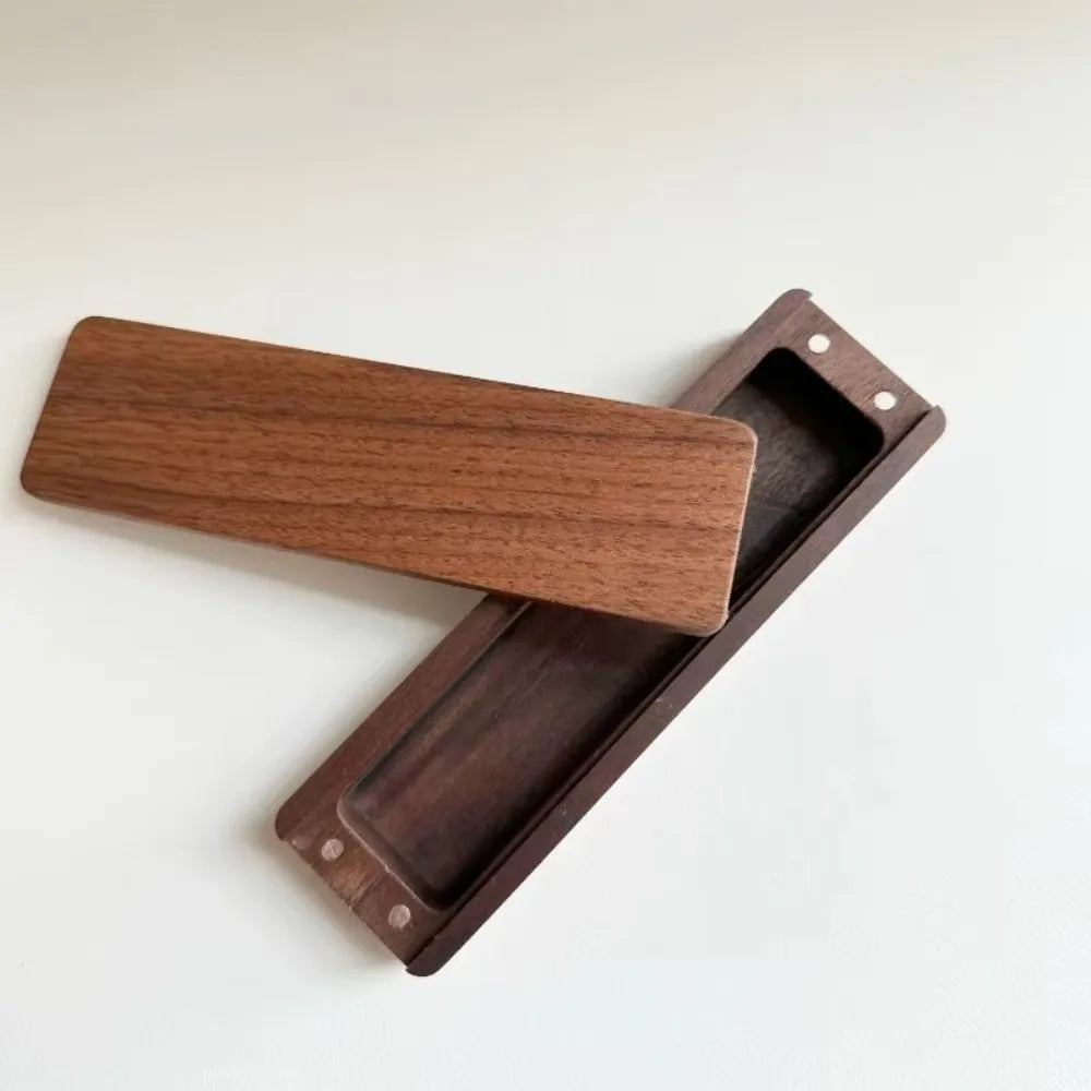 Magnetic Closure Walnut Wood Cat Whisker Box Elegant Design Solid Wood Pet Hair Storage Box Wooden Material Good Fortune