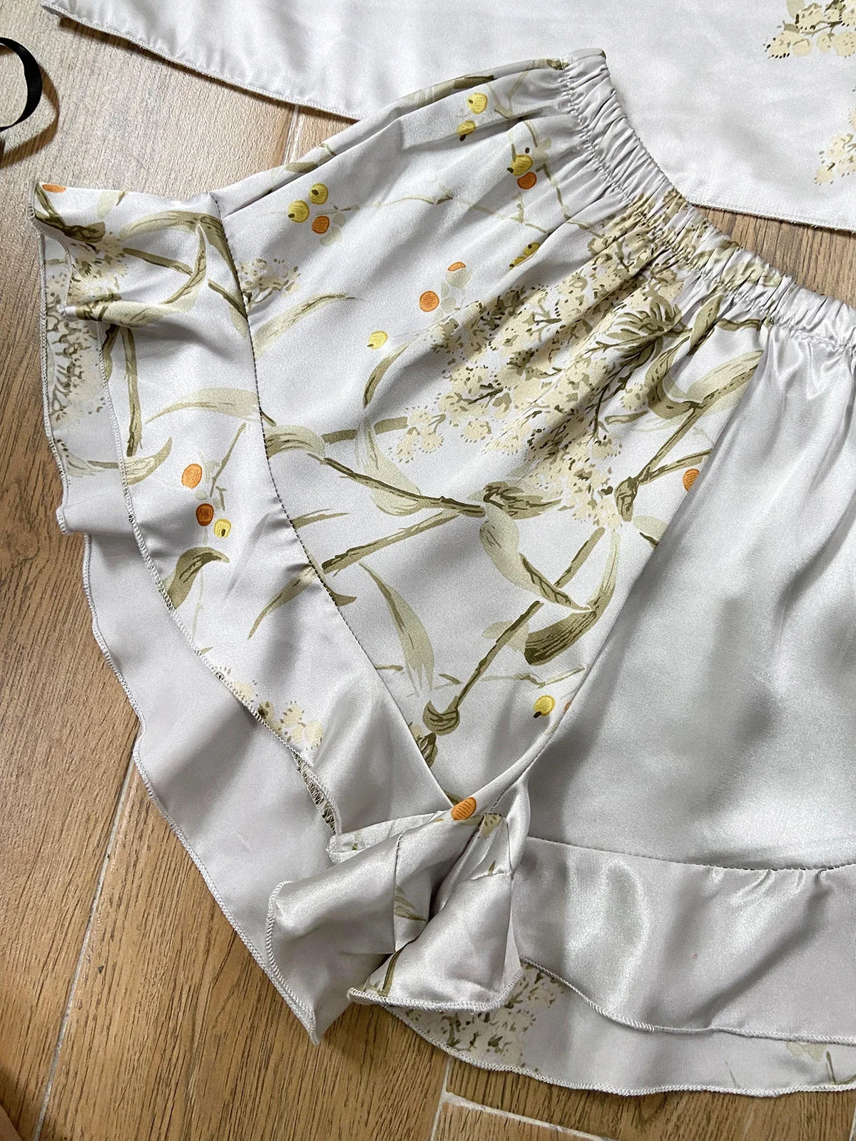 Summer Elegant  Print Cami Tops Ruffle Hem Shorts Pajama Set  Women's Sleepwear V Neck Strap Loungewear