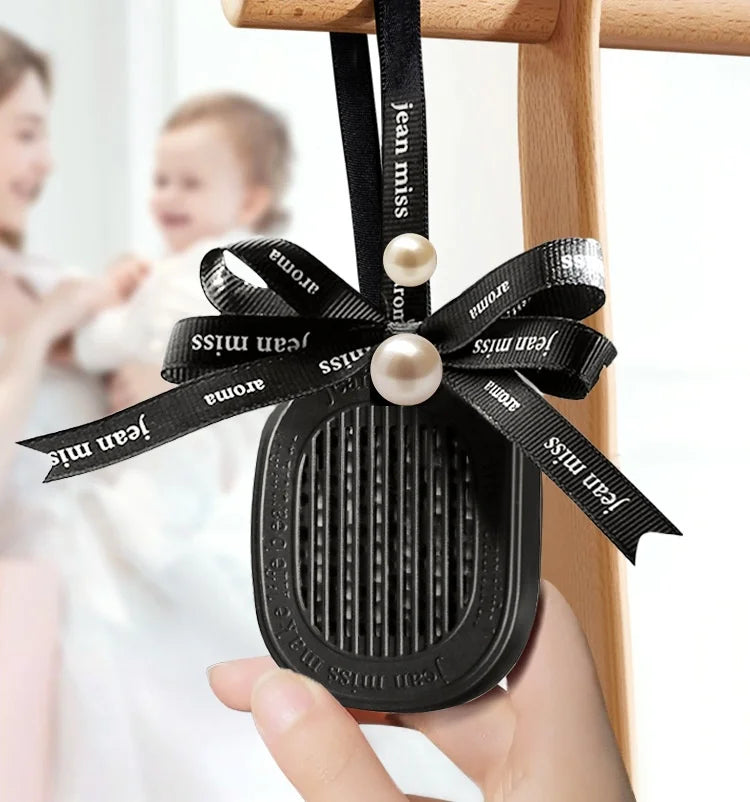 Car Fragrance Diffuser Natural Scented Car Perfume Pendant Decorate long-lasting aromatherapy fragrance piece car deodorization