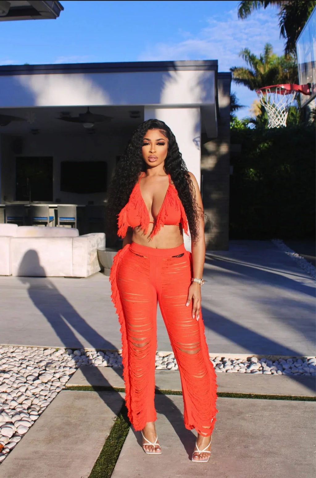Sexy Women 2025 Knitted Set Two Piece Set Halter Backless Bra Crop Top Pants Crocheted 2 Pieces Set Hollow Out Crochet Beach Set