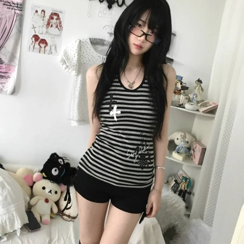 Retro Hottie Tank Tops Y2K Striped Halter Backless Cami Top Women Grunge Streetwear Slim Fit Sleeveless Shirt Graphic Sexy Vest