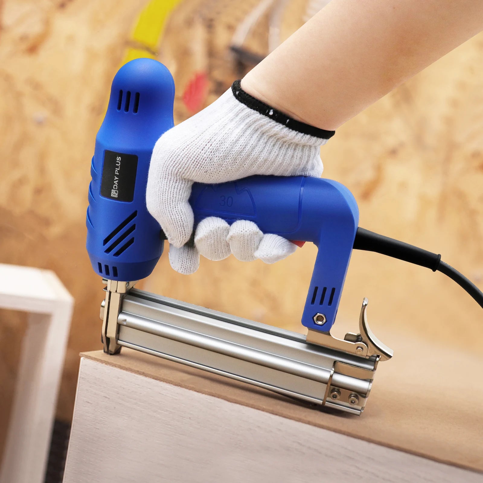 BRIEFNESS Electric Nail Gun 2IN1 Nailer Stapler Framing Nailer Tacker Furniture Staple Gun Power Tool Ideal for Woodworking