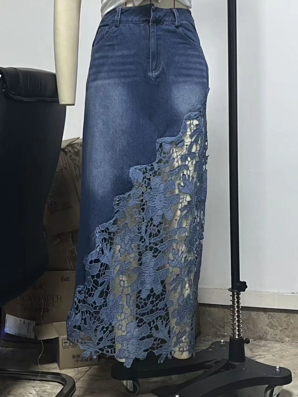 2026 Temperament Washed Denim Lace Splicing Long Hip-wrapped Skirt