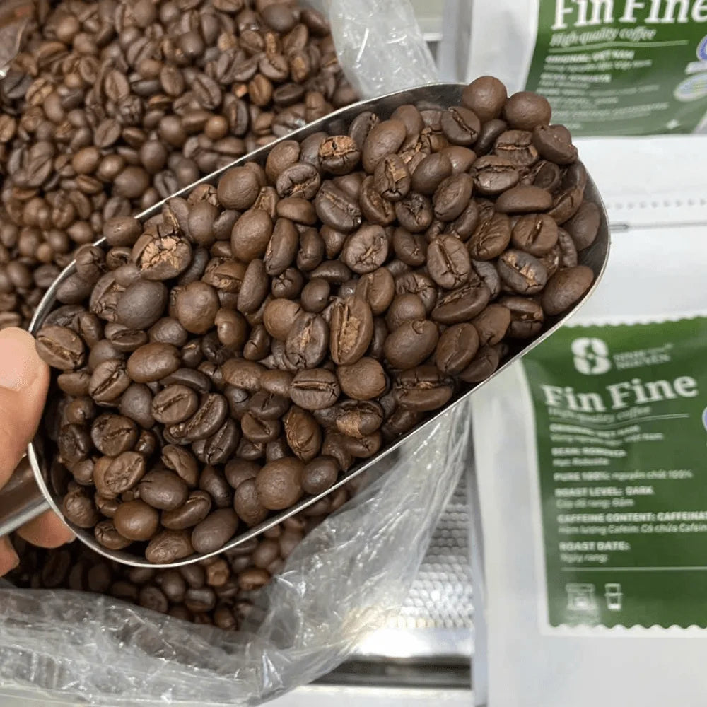 High Quality Premium Robusta Coffee Honey Processed Medium Roast Sweet Whole Bean 1kg Packaged Bag for Espresso Phin Vietnamese