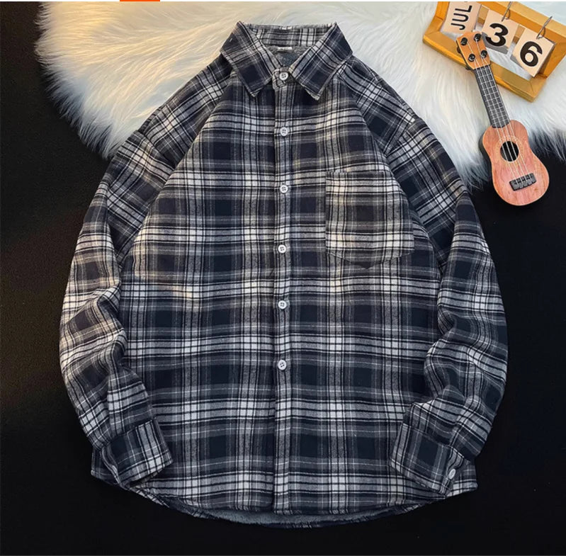 New 2026 Autumn and Winter Plus Velvet Thick Warm Plaid Shirt Men's Long Sleeved Japanese Retro Trend Loose Casual Shirt Jacket