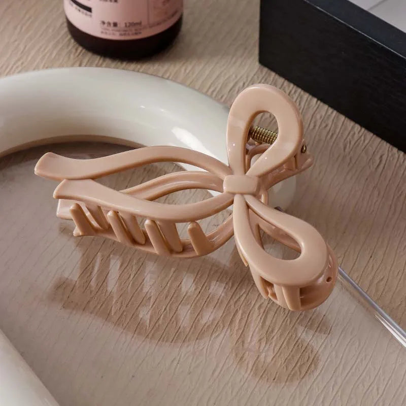NEW Soft Silicone Bowknot Shark Clip Safe and High-end Anti Fall Claw Clip Trendy Hair Claw Hair Accessories for Women Girls