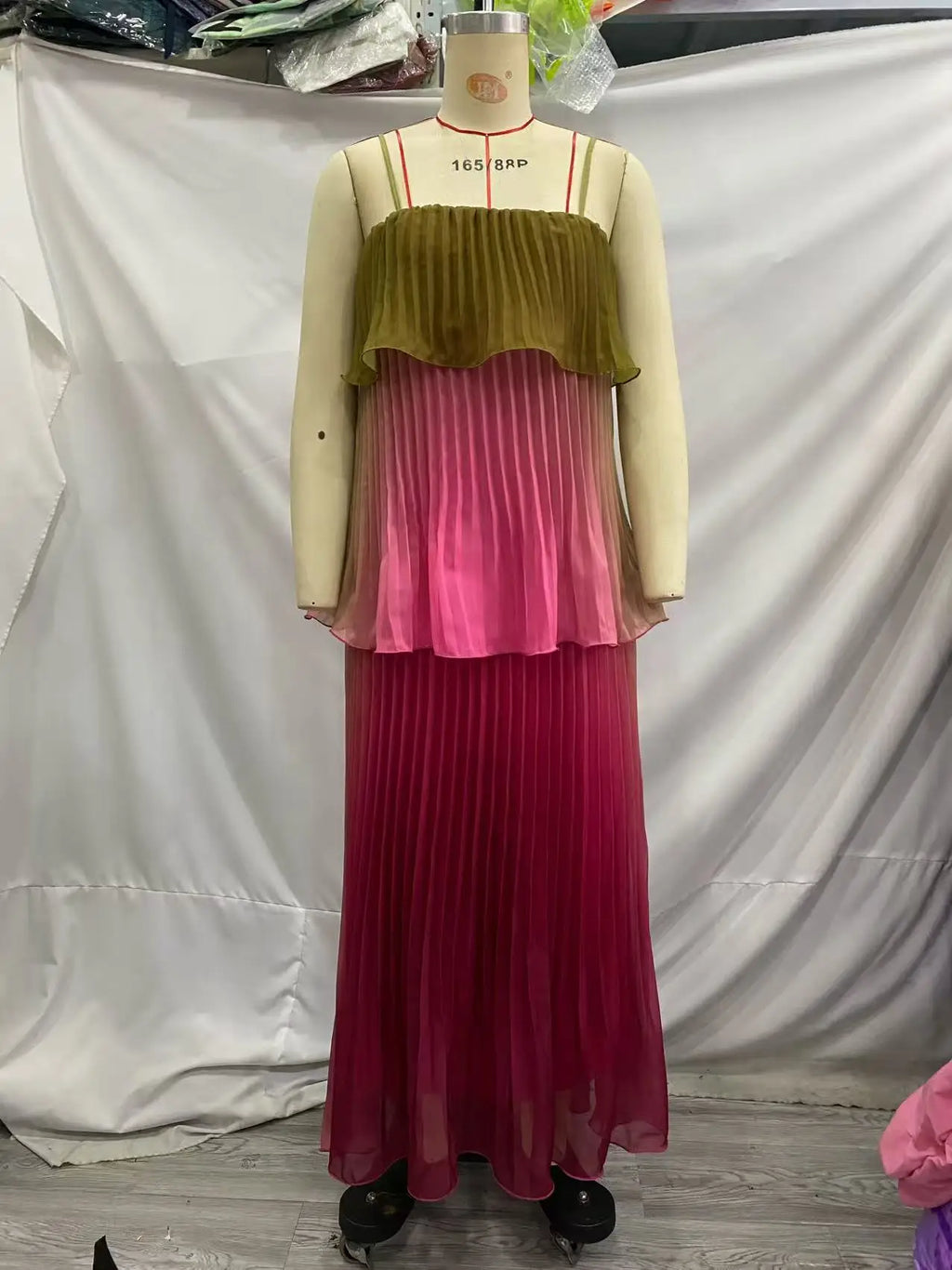 Chic Multicolored Pleated Women Maxi Dress Elegant Spaghetti Strap Ruffle Tiered Flowy Vestidos 2026 Summer Lady Vacation Outfit