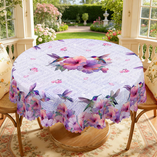 1 Piece of Spring and Summer Floral and Bird-Themed Printed Round and Rectangular Tablecloth, Available in Various Sizes, Featuring Vibrant Hummingbirds and Blooming Hibiscus Intertwined with Fresh Small Flowers and Light Pur