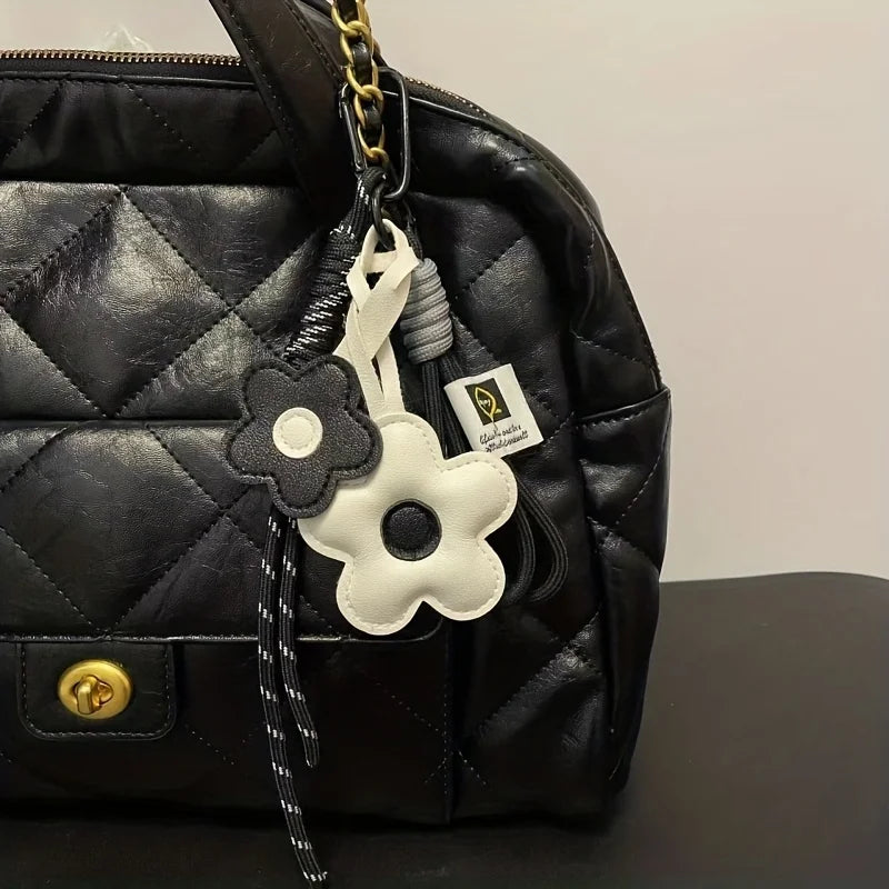PU Leather Sunflower Keychain Cartoon Five Petal Flower Car Keyring Fashion Bag Pendant Contrasting Accessory