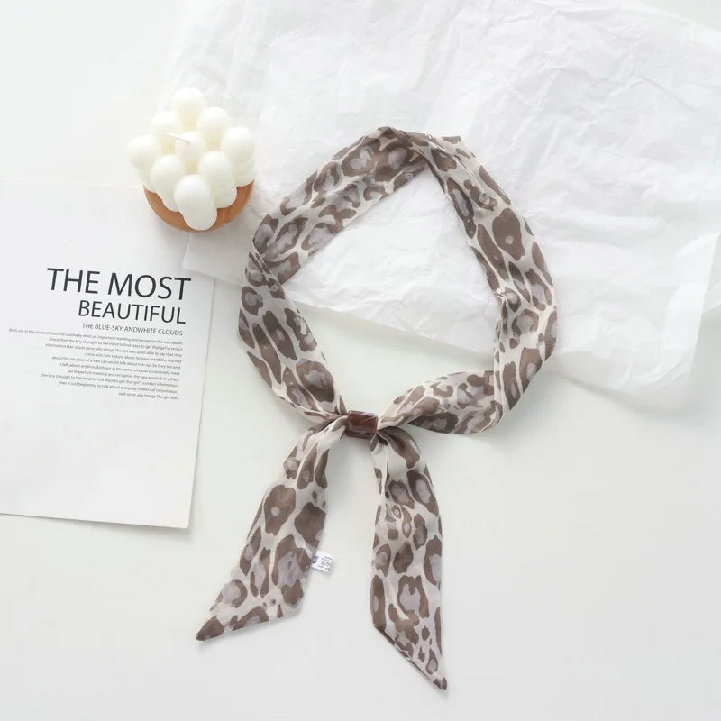 Retro Maillard Brown Floral Scarf Fashionable Old Money Style Light Luxury High-Grade Temperament Small Square Towel Lazy Scarf