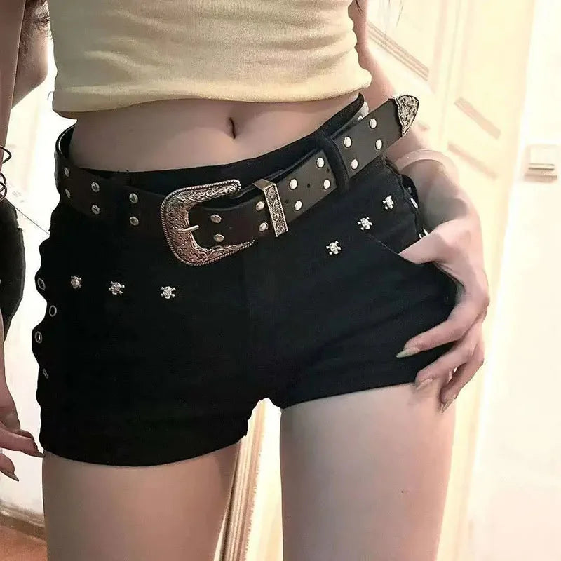 American Sexy Low Waist Black Shorts Women Skull Rivet Streetwear Y2K Denim Super Shorts Woman Punk Night Club Girls Short Jeans