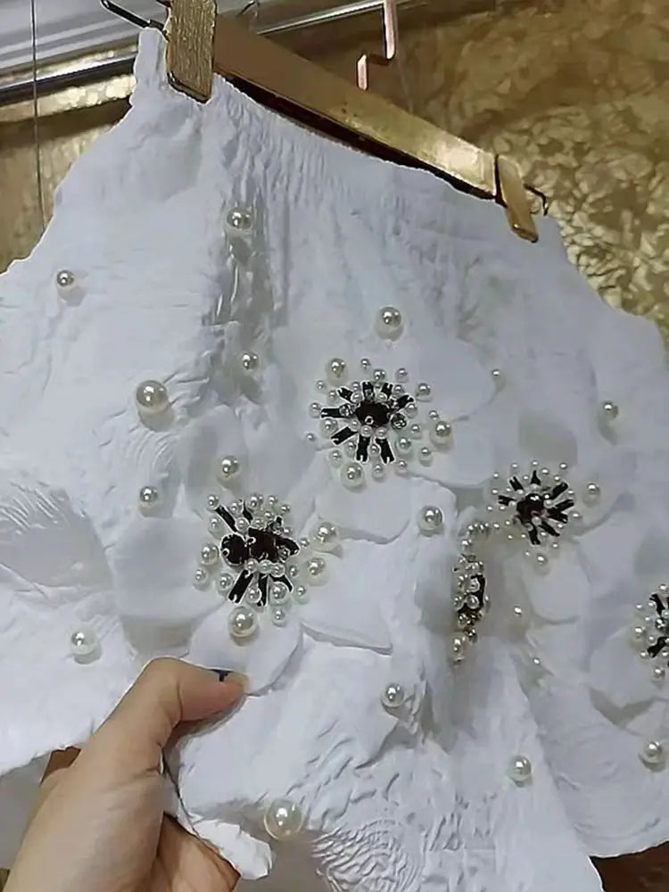 Luxury Style Pearls Beaded 3D Flowers Stitch Pantalones Cortos Wide Leg Shorts Women's Short Pants Elastic Waist Short Trousers