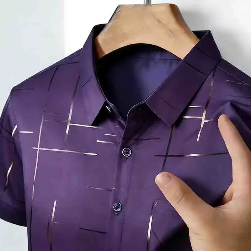 2026 New Men's Silky Short Sleeve Shirt Wrinkle-Resistant Short Sleeve Casual Office Daily Wear