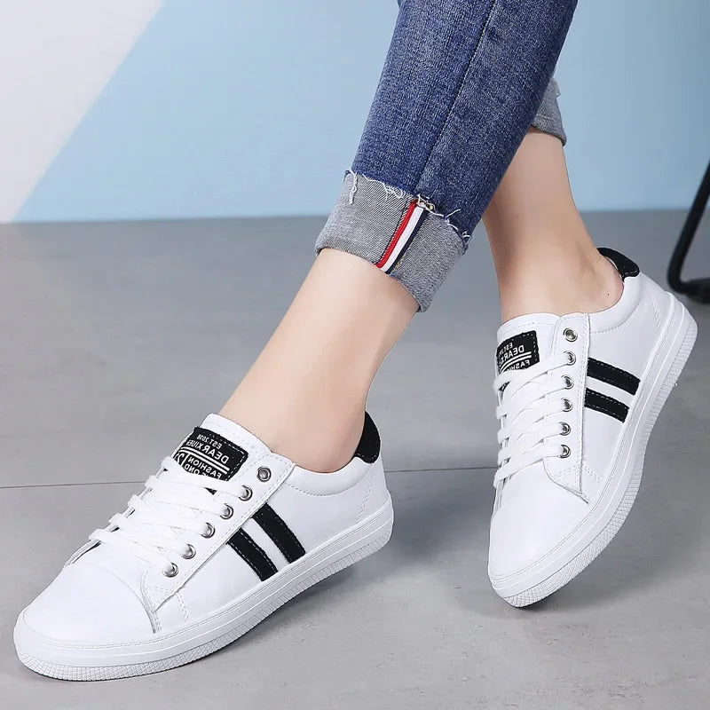 2026 Spring/Summer Autumn/Winter Casual Women's Leather Shoes White Flat Bottom Soft soled Breathable Sneakers Running Shoes