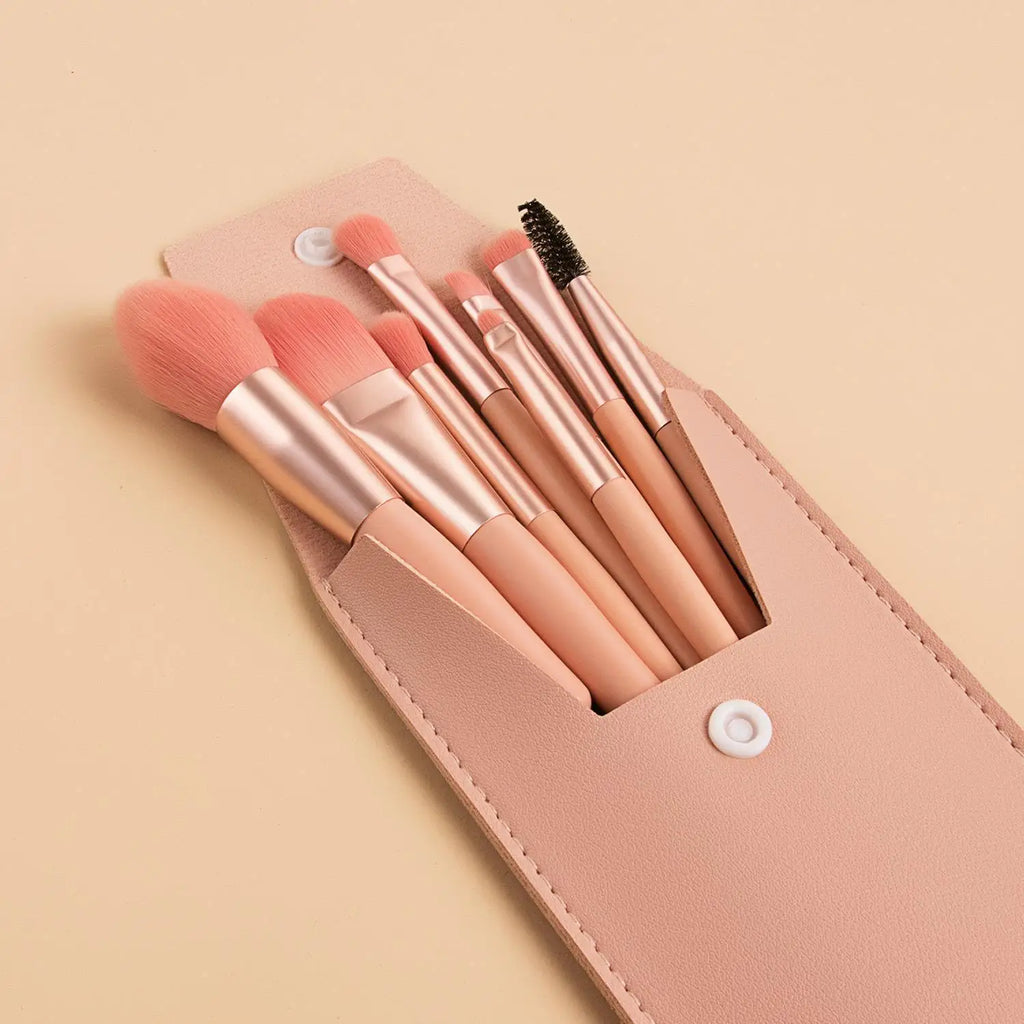 1 Set Mini 8Pcs Makeup Brush Set Portable Pouch Eyeshadow Foundation Blush Brush Beauty Tools for Beginners
