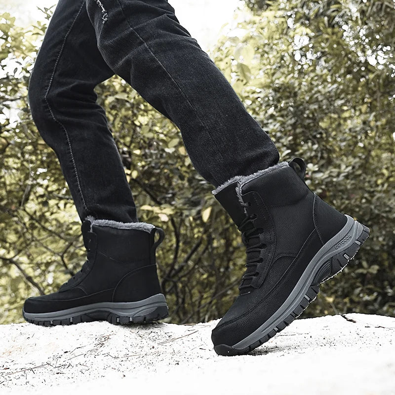 New Men's Hiking Boots Thickened Non-Slip Warm Flat High Top Boots Casual Winter Outdoor Leather Snow Boots Oversized Work Boots