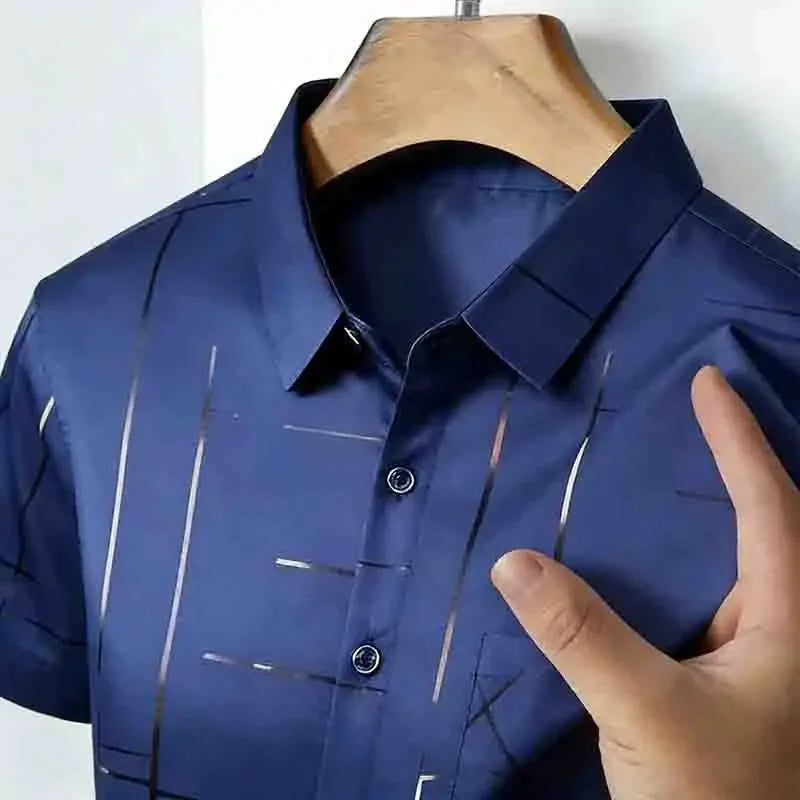 2026 New Men's Silky Short Sleeve Shirt Wrinkle-Resistant Short Sleeve Casual Office Daily Wear