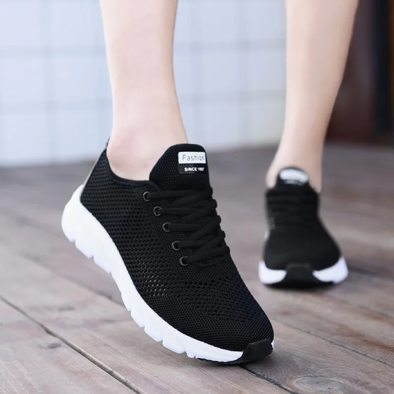White Mesh Shoes Woman Summer Breathable Flat Sneakers Sports Tennis Shoes for Women Casual  Lightweight Running Shoes Ladies
