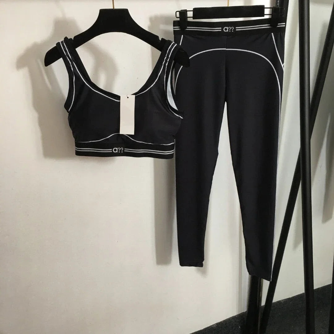 2026 Summer New Style Yoga Sports Outfit - Bandeau Top Stretchy Ankle-length Leggings