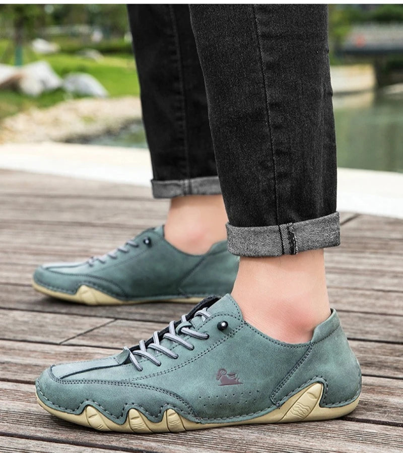 New Men's Shoes Leather Womens Loafers Soft Sole Comfortable Outdoor Walking Shoes Low Top Breathable Women Men Sneakers Zapatos