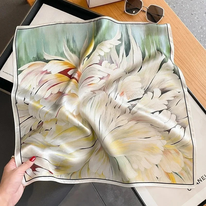 Nature Silk Neck Scarves Lady Foulard Lovely Strawberry Print 100% Real Silk Square Scarf for Women Bag Ribbon Hairband Kerchief