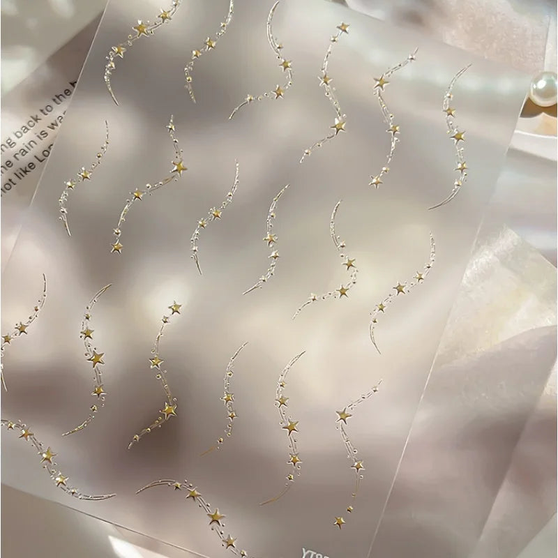 Cute Shiny Stars Chain Nail Stickers Gold and Silver Wavy Star Lines Self Adhesive Nail Stickers for Summer Nail Art Decoration