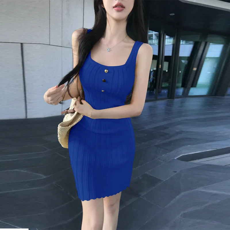2026 Summer New Women's Square Neck High Waist Suspender Dress, Fashionable Casual Vacation Style, Waist Pockets, A-line Skirt