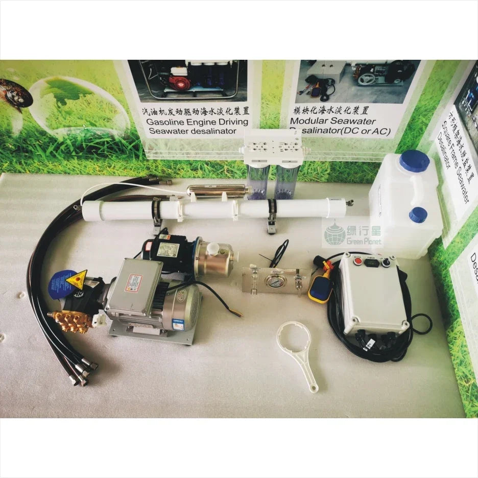 Boat And Yacht And Sailboat 1TPD Seawater Reverse Osmosis Desalination System Device Equipment Machine Plant Unit