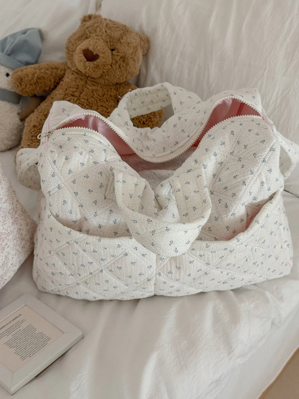YT style fresh and sweet ins floral travel bag, new large-capacity handbag, student commuter tote bag