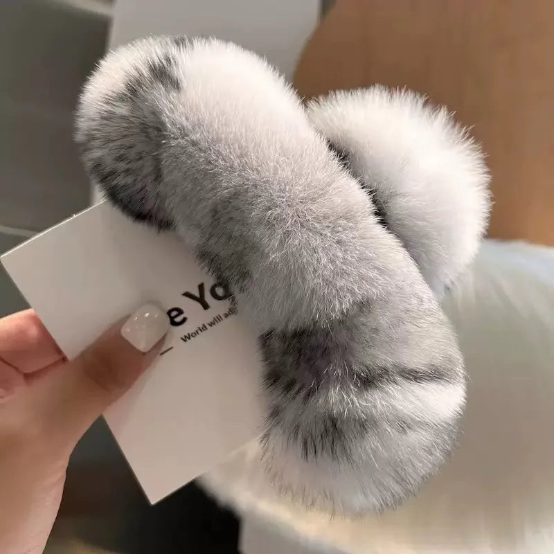 Oversized Plush Winter Clips For Thick Hair | Back-Of-The-Head Bun Styles | Soft And Warm Rabbit Fur Hair Accessories For Women