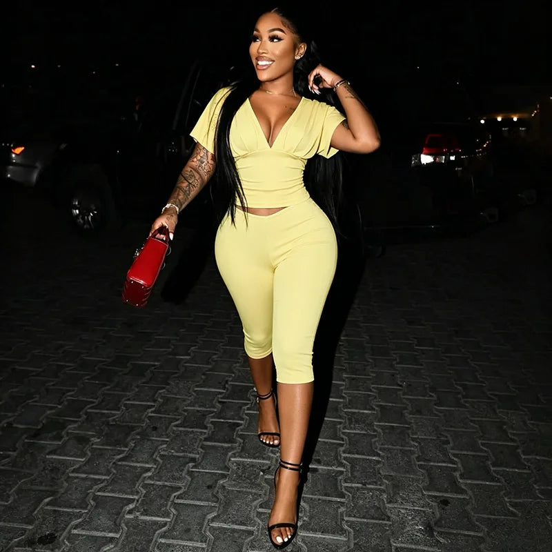 STYLISH LADY Y2K Solid Color Two Piece Set Batwing Sleeve Ruched Top Capri Pants 2026 Women Bodycon Vacation Party Outfits