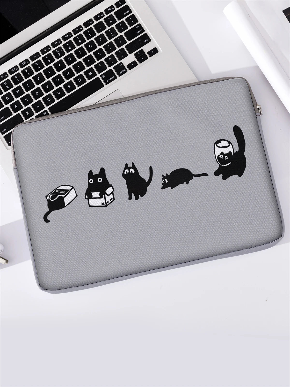 Laptop bag and briefcase with black cat pattern, suitable for 14 inch laptops