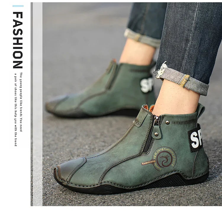 Autumn and Winter New Men's Short Boots  British Classic Retro Flat Bottom Cotton Shoes Outdoor Business Sports Casual Shoes