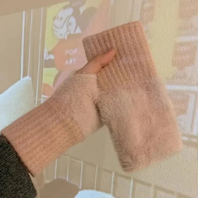 New Ins Style Half Finger Plush Gloves High Value Princess Warm Winter Touchscreen Gloves for Students in Class