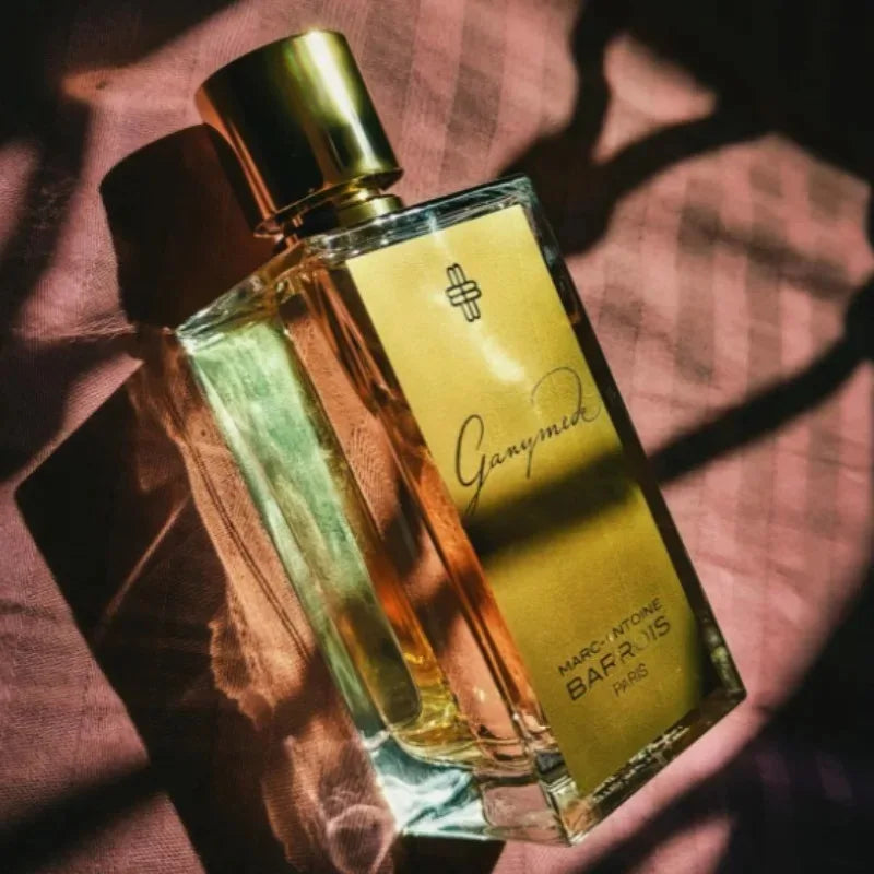 Unisex Spicy Woody Perfume Warm Intense Bold Captivating 100ml Long Lasting Niche Fragrance with Distinctive Sophisticated Style