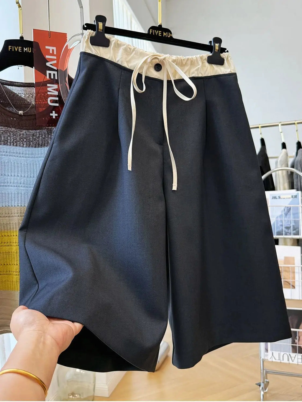 Women's Black Wide-Leg Shorts Contrast Elastic Waist Drawstring Loose Fit Casual Summer Bot
