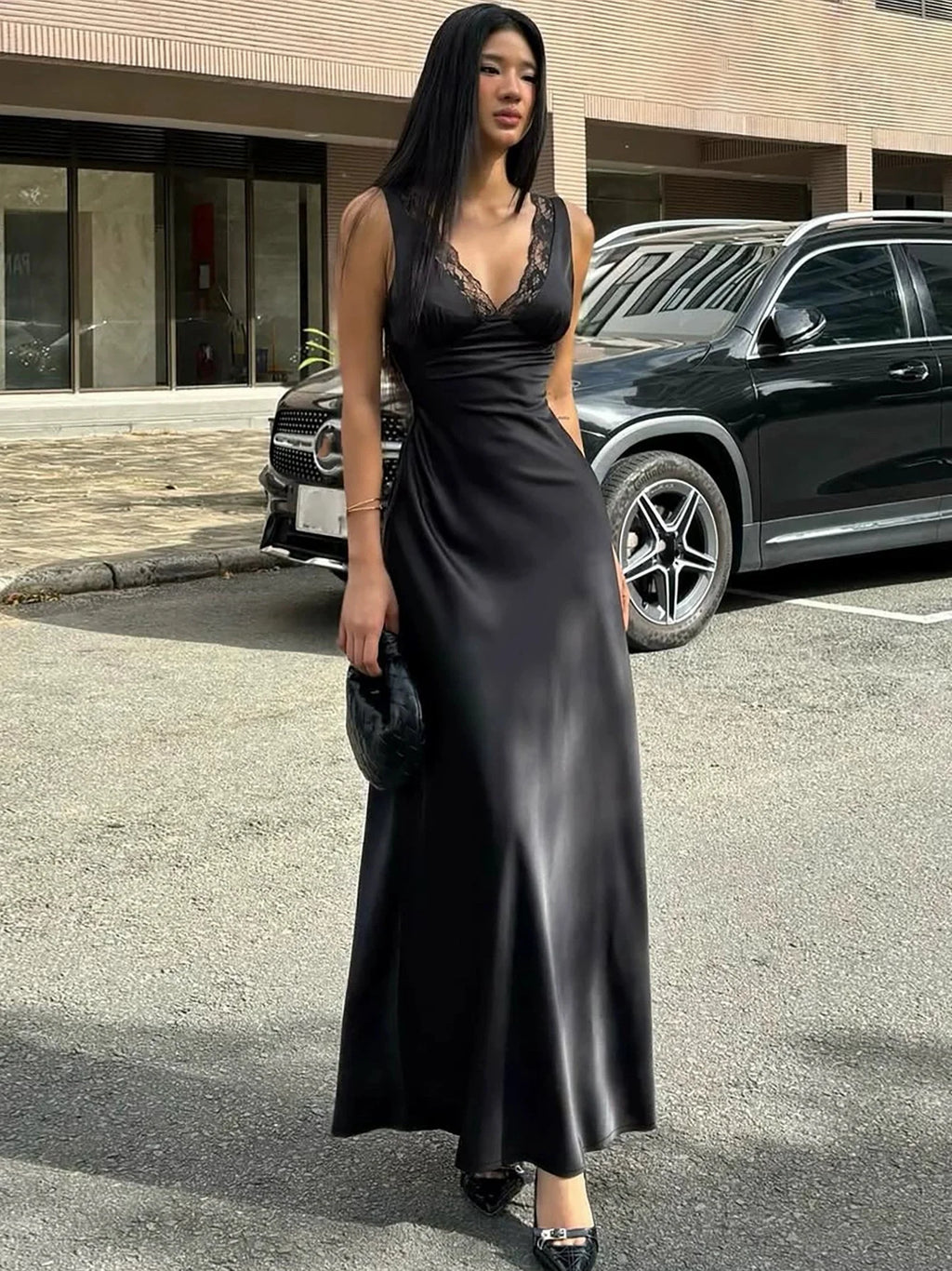 Butter Yellow Satin Bias Cut Lace Patchwork Midi Dress Women's V Neck Backless Suspenders Dresses 2026 New Dinner Party Vestidos