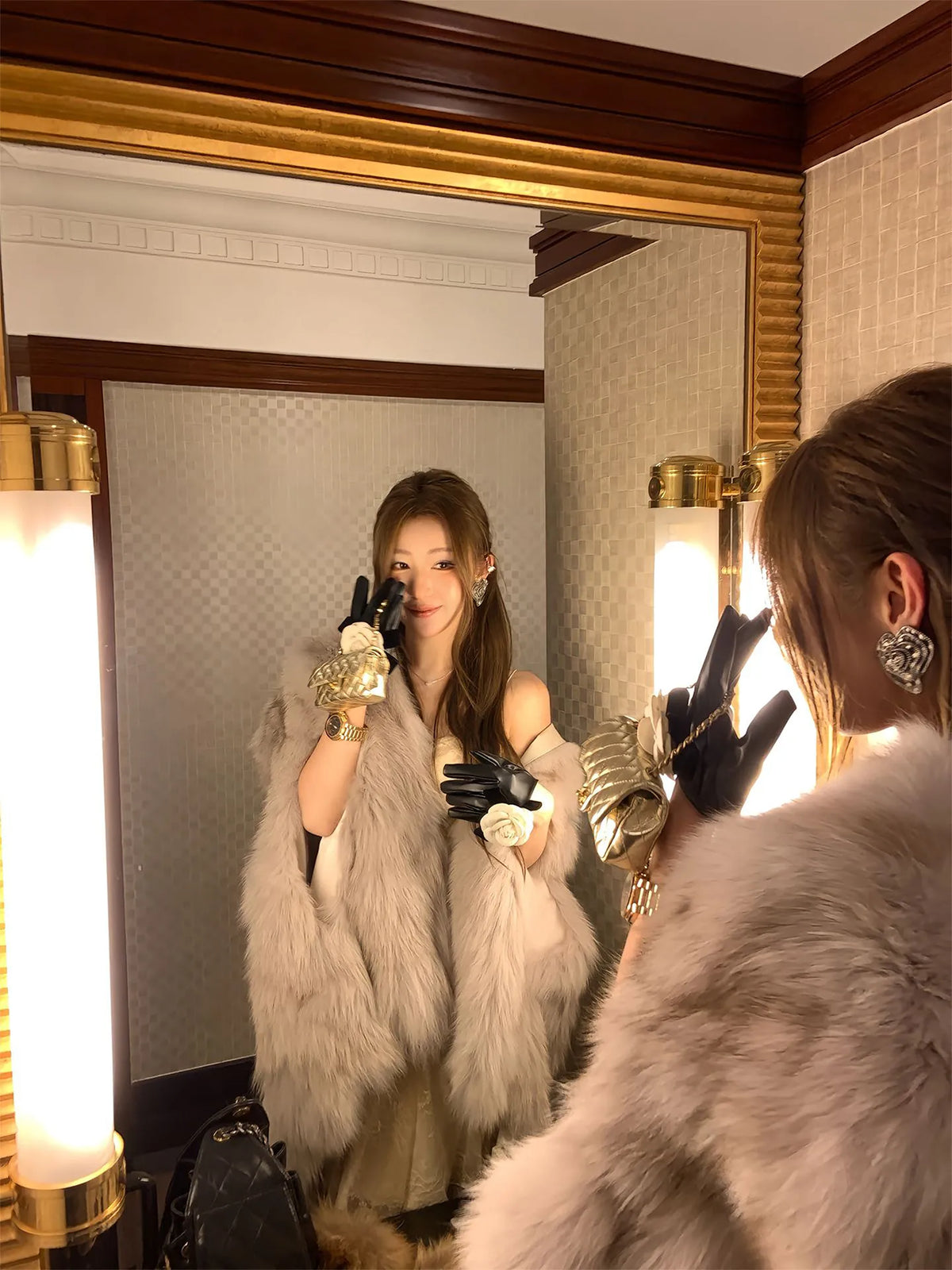 High-level Luxury Camellia Leather Gloves Korean Ins Style Hepburn Style Exquisite Dress Gloves Photo Props Bride Wedding Gloves