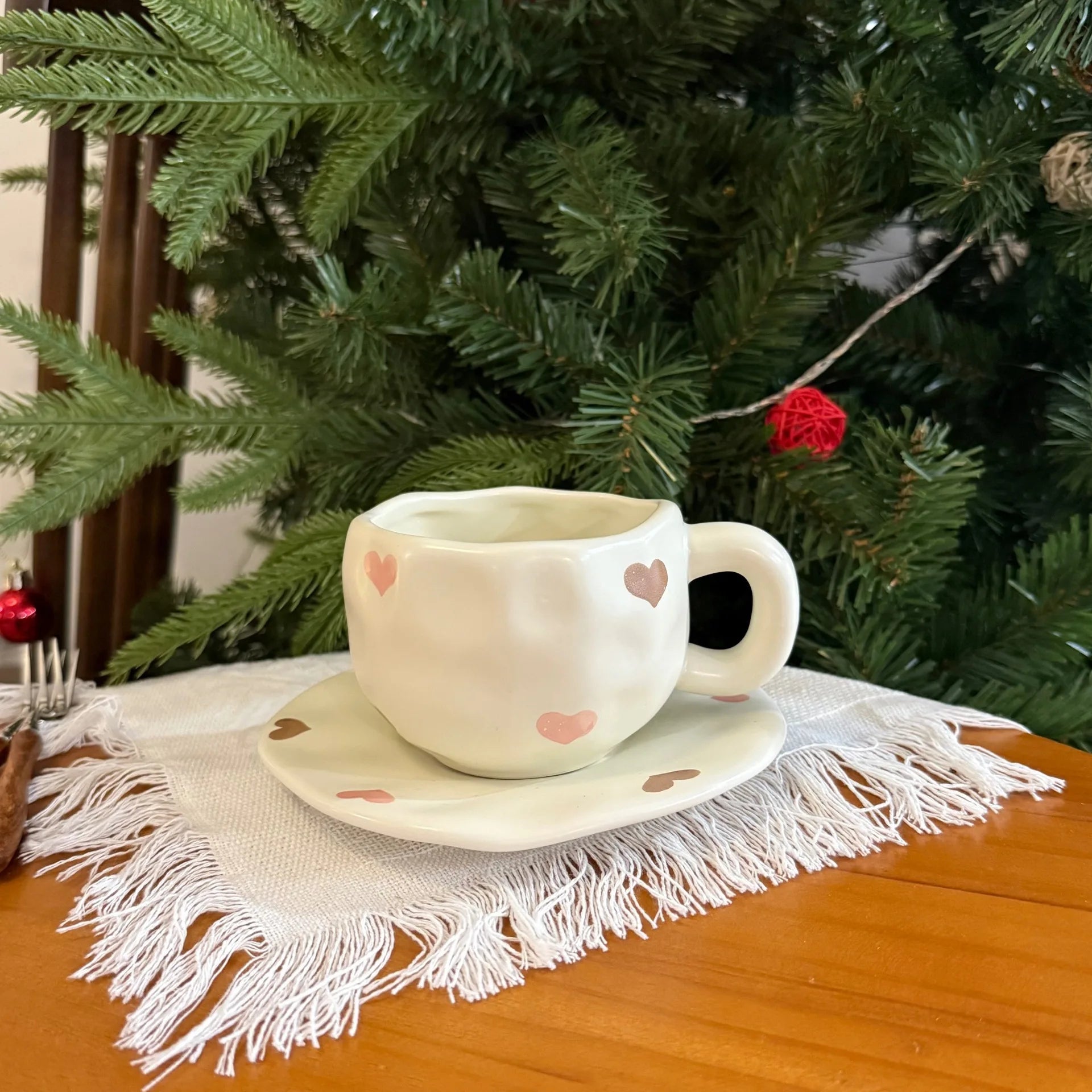 ins style retro flower ceramic cups and saucers, hand-squeezed irregular coffee cups and saucers, afternoon tea cups and saucers