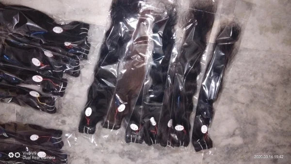 Wholesale Cuticle Aligned Raw Human Hair Extensions India United States Light Color Wavy Bone Straight Loose Deep Wave Fumi
