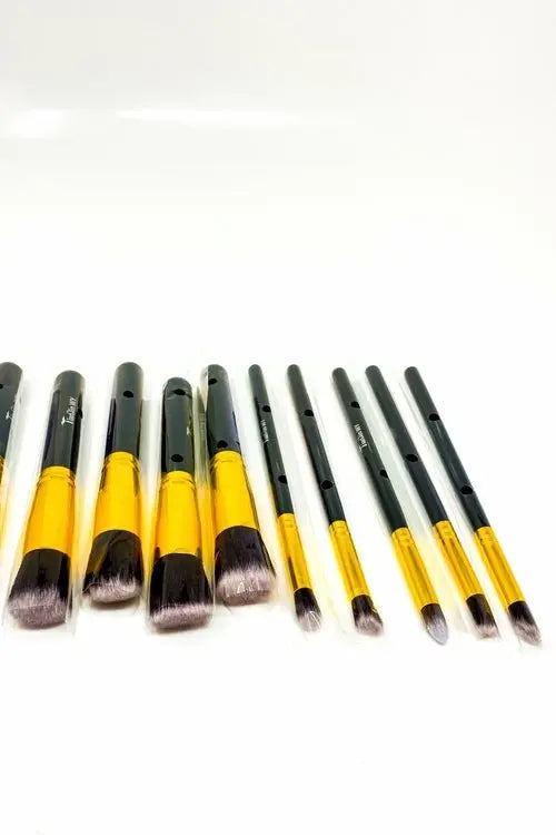 Makeup - Everything Beat 8 - 10 Piece Makeup Brush Set - Beauty