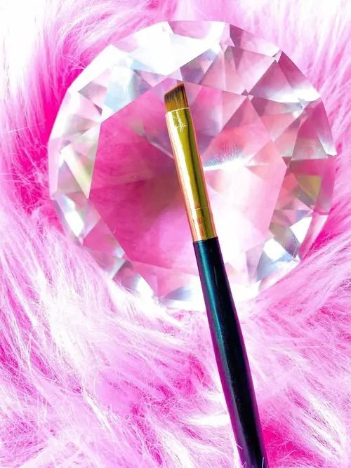 Makeup - Everything Beat Brush - Angled Brow Brush - Beauty
