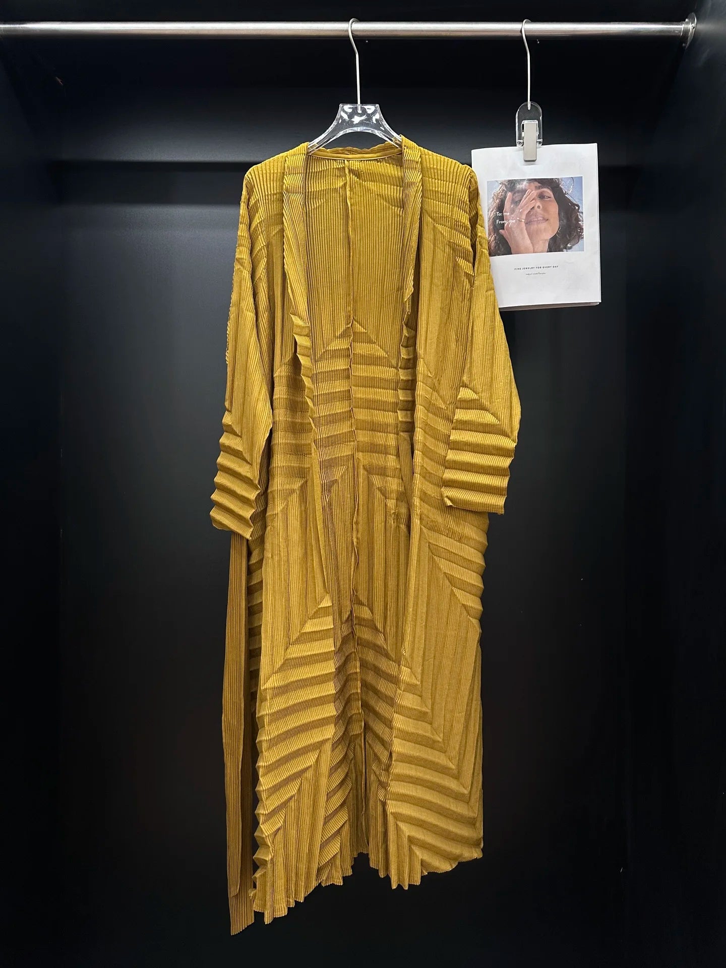 Miyake Pleated Retro Printed Trench Coat 2025 Spring and Summer New Loose Temperament Versatile Jacket - Beauty