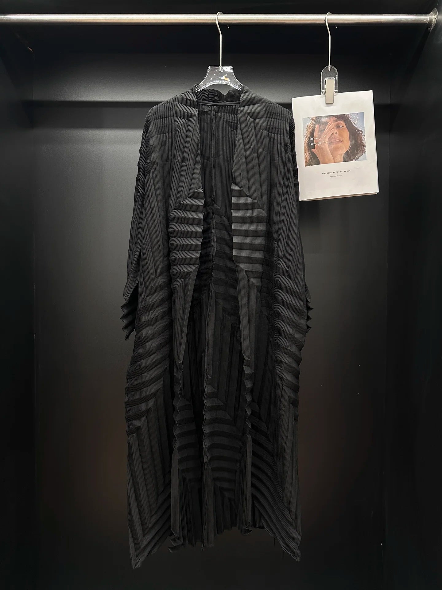 Miyake Pleated Retro Printed Trench Coat 2025 Spring and Summer New Loose Temperament Versatile Jacket - Beauty
