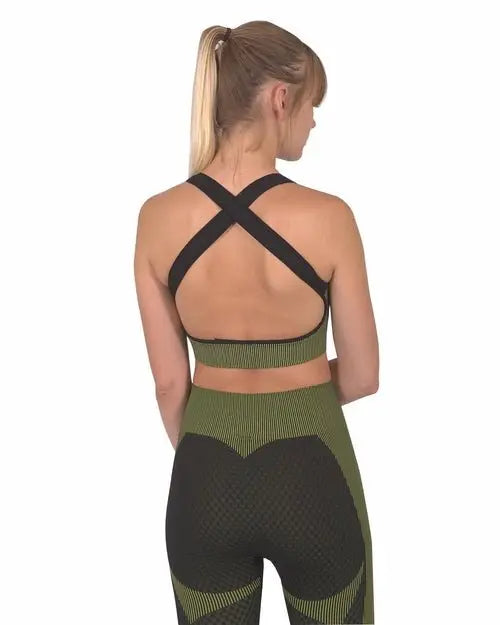 Trois Seamless Sports Bra - Black with Green - Beauty