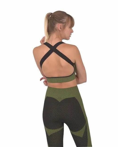 Trois Seamless Sports Bra - Black with Green - Beauty